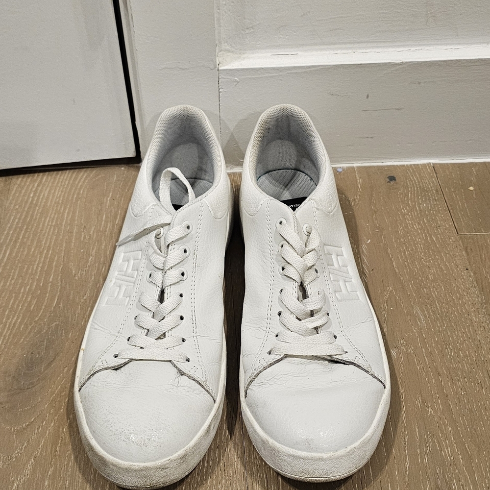 Helly Hansen White Casual Sneakers